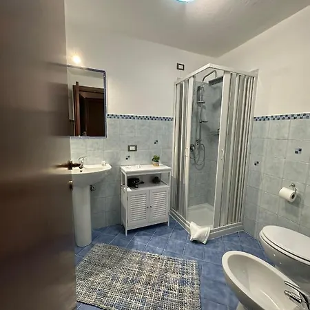 Apartment Cut' *